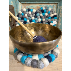 klankschaal-onderzetter-vilt-20cm-_donkerblauw-aquagroen-grijs-wit-4000706221_a