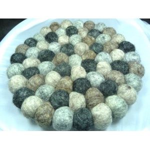 klankschaalonderzetter-viltbolletjes-grijstinten-20cm_b