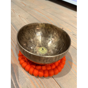 klankschaalonderzetter-viltbolletjes-oranje-effen-20cm_a